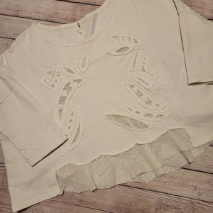 Free People white 3/4 length sleeve over sized tee